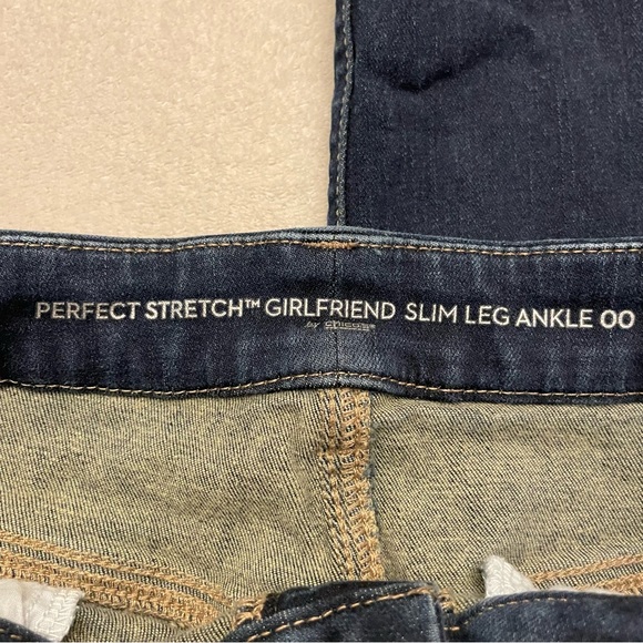 Chico Perfect Stretch Girlfriend Slim Leg Ankle Jeans.  Size XS/ 2 - Picture 4 of 7
